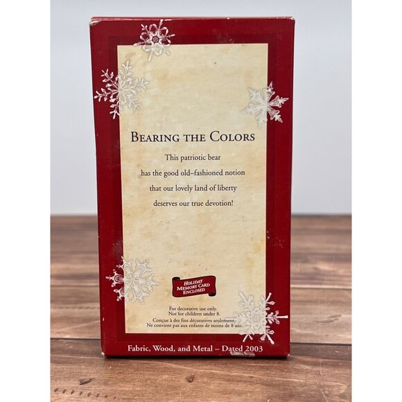 2003 HALLMARK ORNAMENT QXG2499 BEARING THE COLORS TEDDY BEAR THIMBLE SPOOL FLAG - Picture 4 of 13